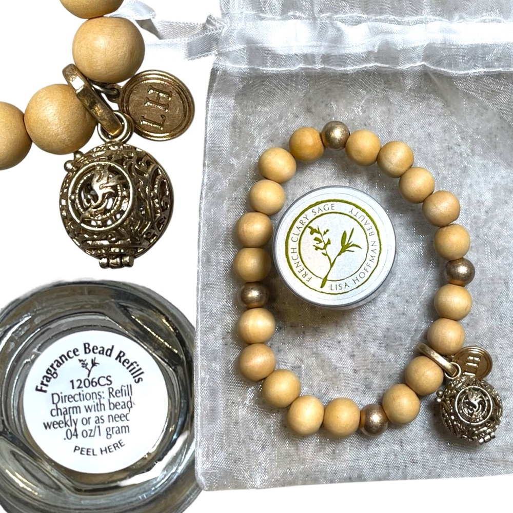 Lisa Hoffman Beauty Fine Fragrance Jewelry  Bracelet- Natural Wood - Sage - NEW